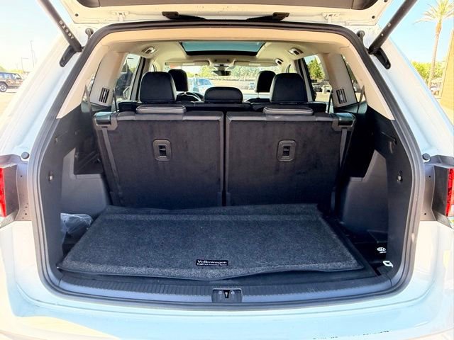 Used 2024 Volkswagen Atlas SE w/ Panoramic Sunroof Package FWD image 22