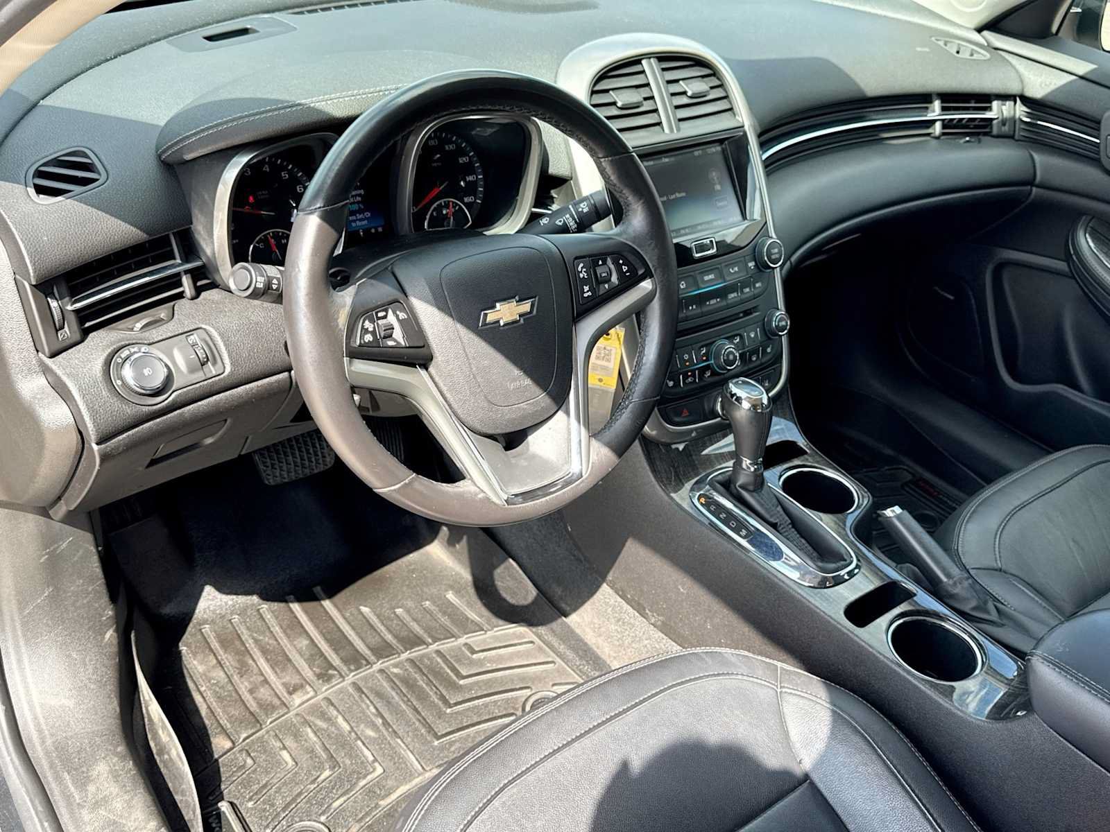 Used 2015 Chevrolet Malibu LT w/ Leather Package FWD video 2