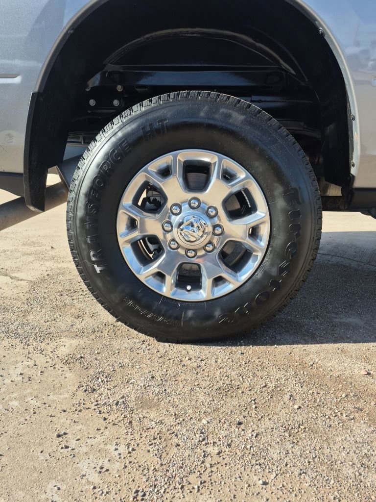 Used 2024 RAM 2500 Laramie image 12