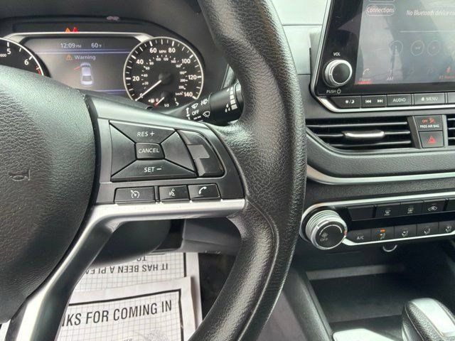 Used 2020 Nissan Altima 2.5 S AWD/4WD image 18