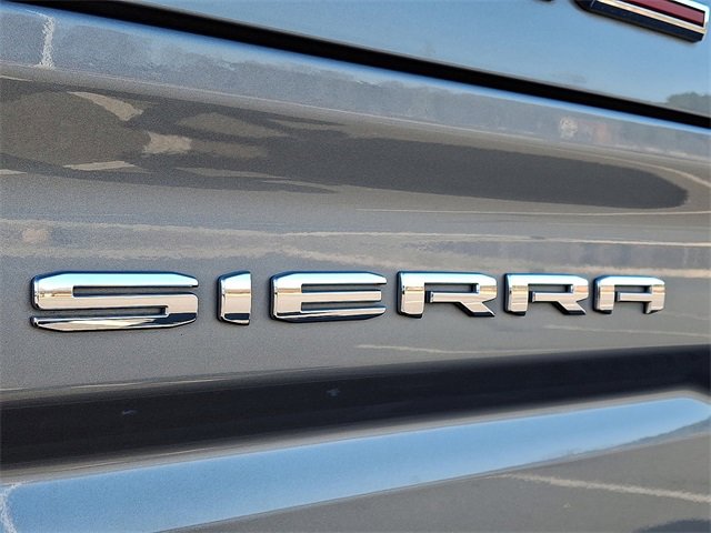 Certified 2025 GMC Sierra 1500 SLT image 31