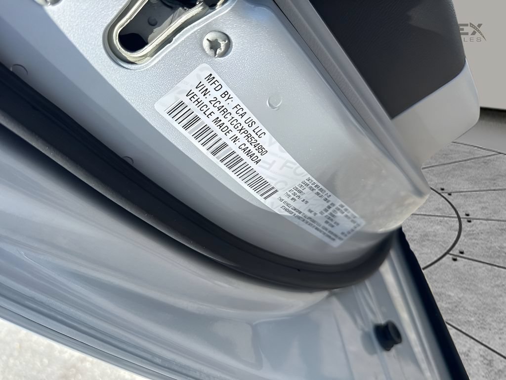 Used 2023 Chrysler Voyager LX FWD image 34