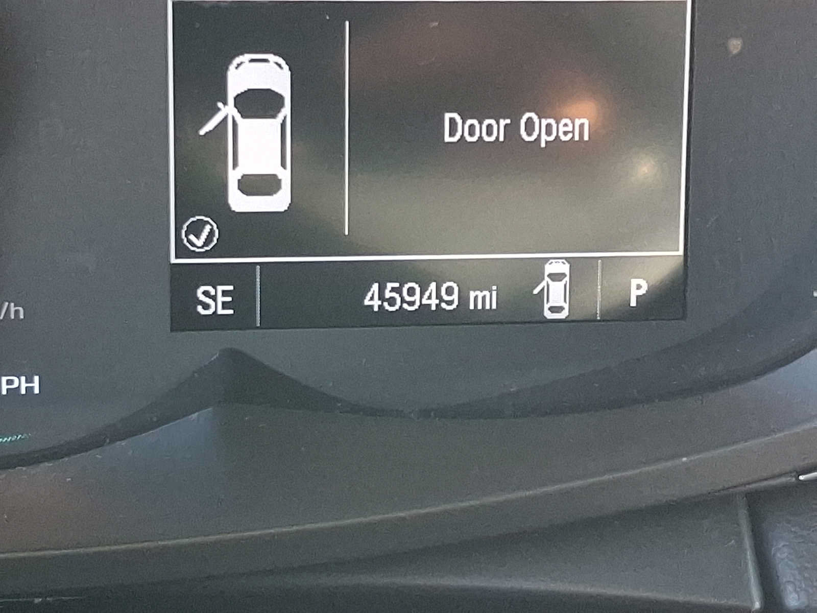 Used 2019 Chevrolet Trax LS w/ LPO, Protection Package FWD image 20