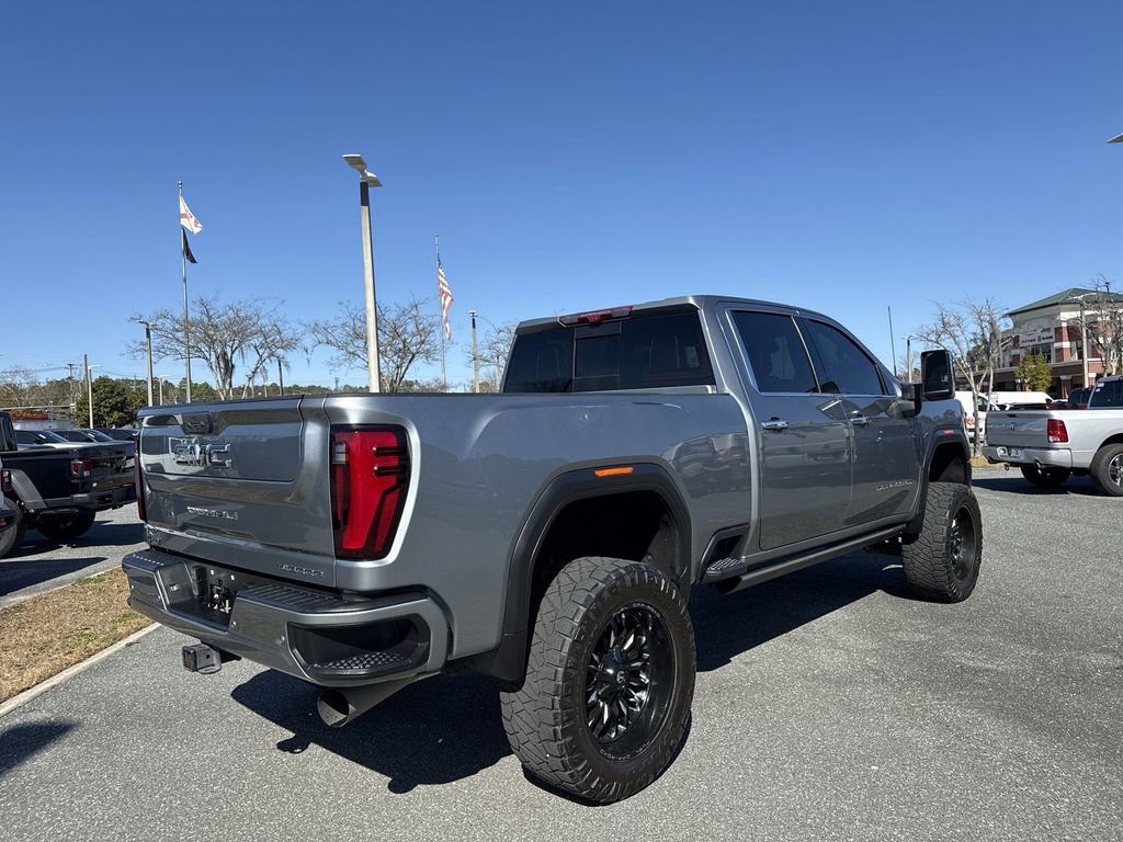 Used 2024 GMC Sierra 2500 Denali Ultimate image 3