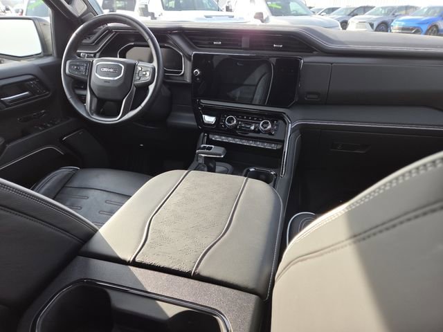 Used 2025 GMC Sierra 1500 AT4X image 33