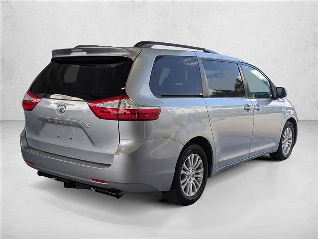 Used 2015 Toyota Sienna XLE FWD video 2