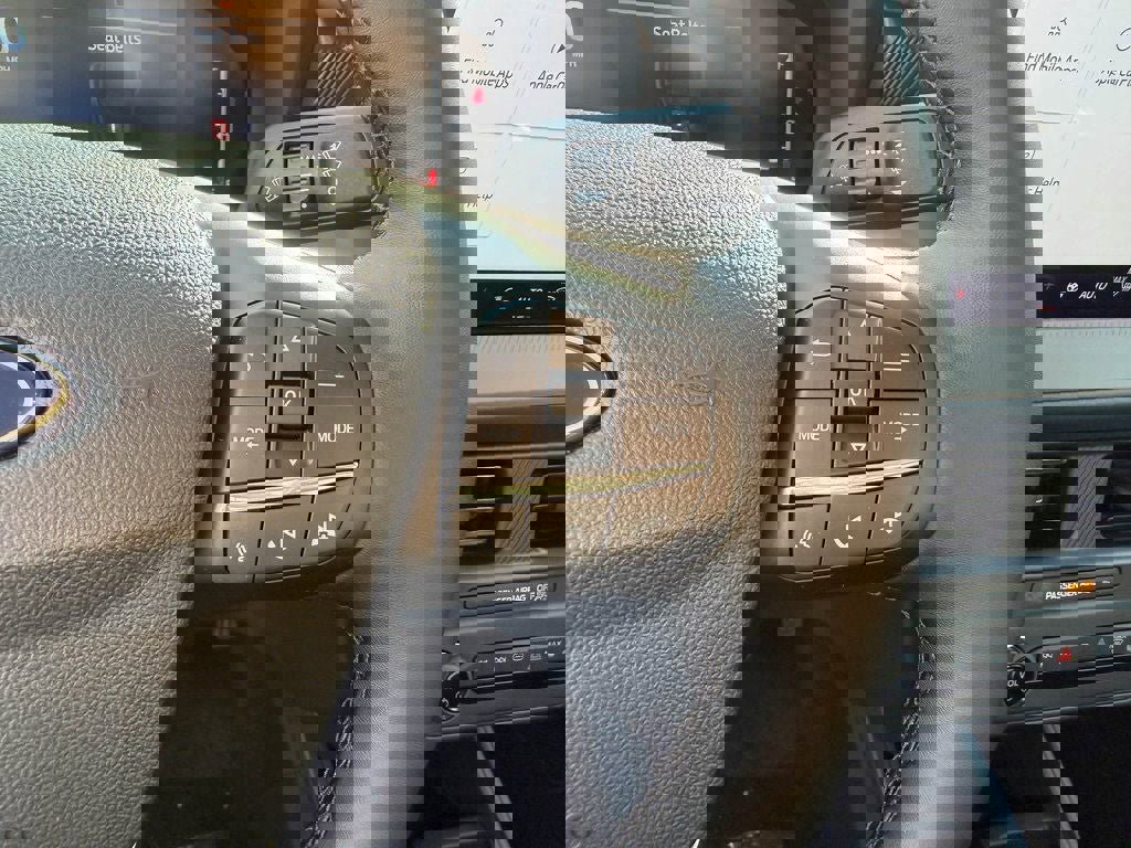 New 2025 Ford Maverick XLT w/ XLT Luxury Package image 27