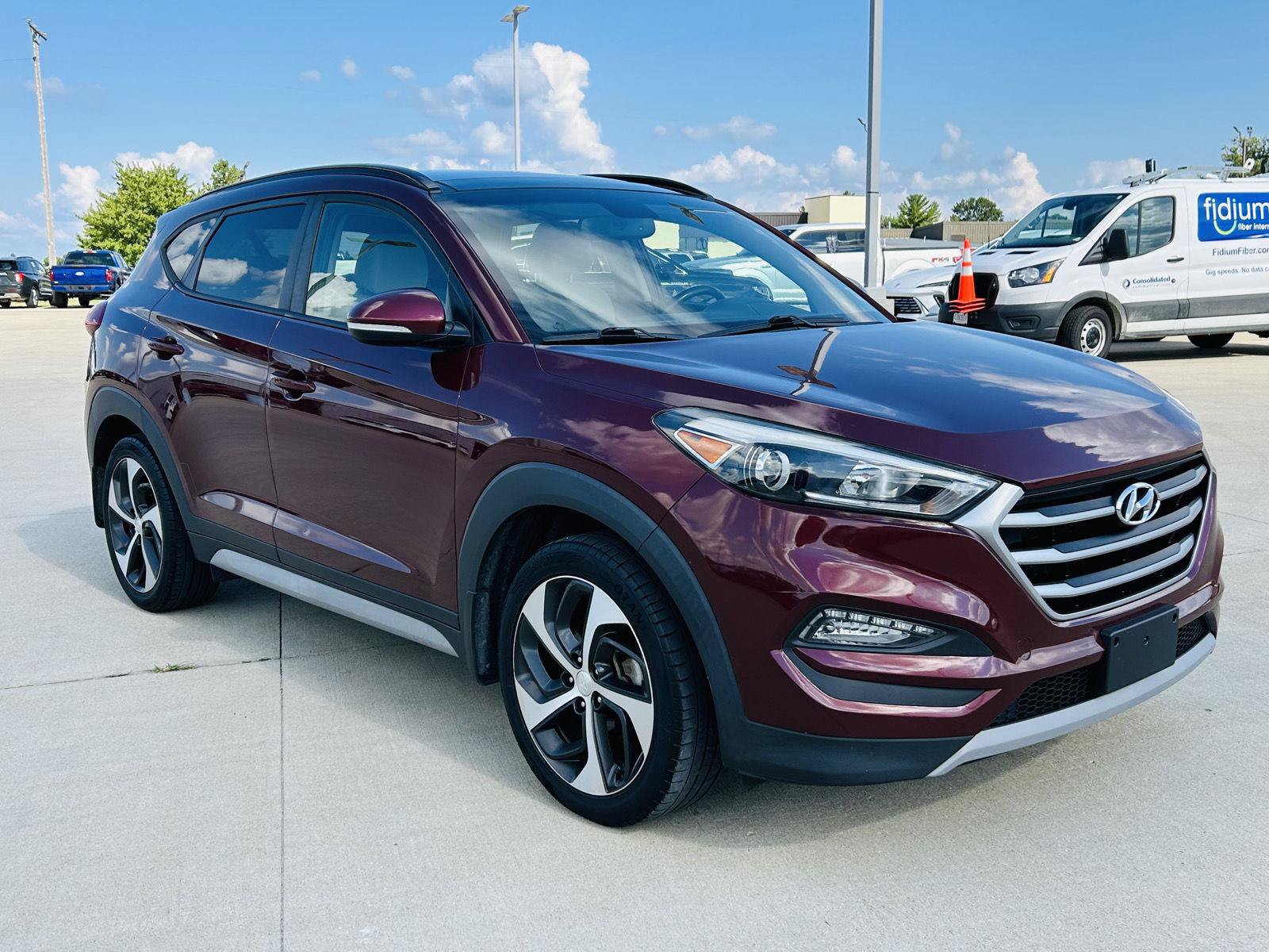 Used 2018 Hyundai Tucson Value w/ Cargo Package AWD/4WD image 2