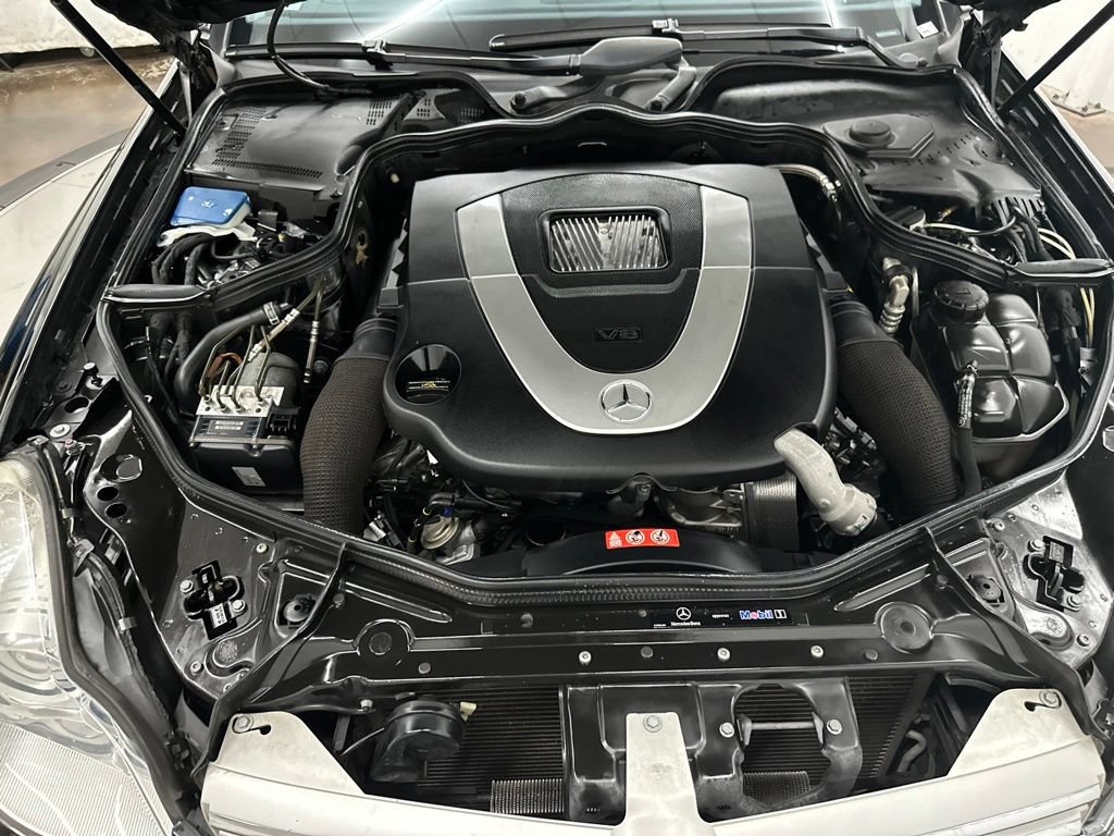 Used 2007 Mercedes-Benz CLS 550 image 12