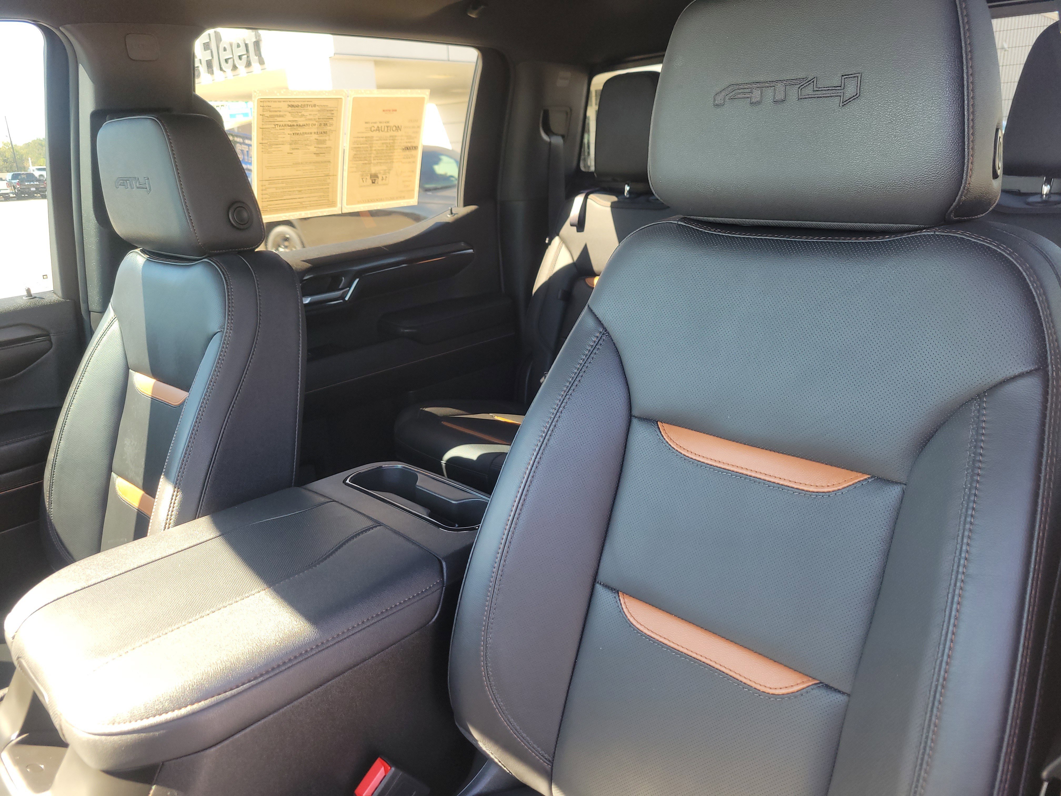 Used 2024 GMC Sierra 1500 AT4 w/ AT4 Preferred Package image 15