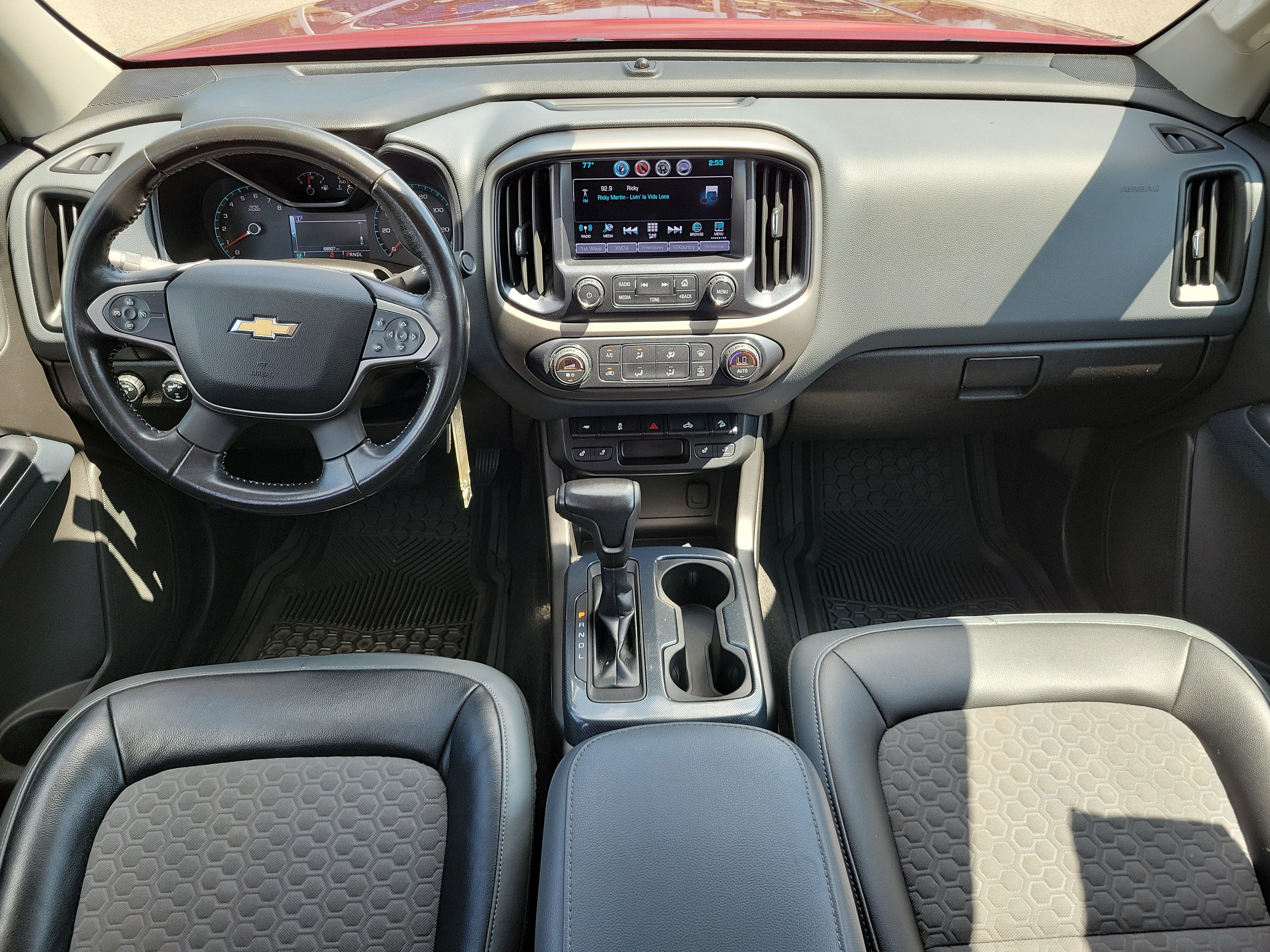 Used 2017 Chevrolet Colorado Z71 AWD/4WD image 8