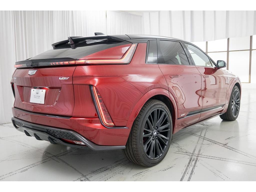 New 2026 Cadillac Lyriq V w/ Exterior Carbon Fiber Package image 7