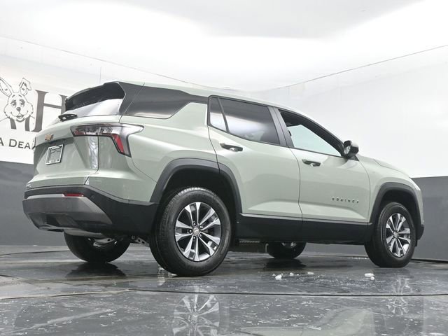 New 2026 Chevrolet Equinox LT w/ Convenience Package II image 11