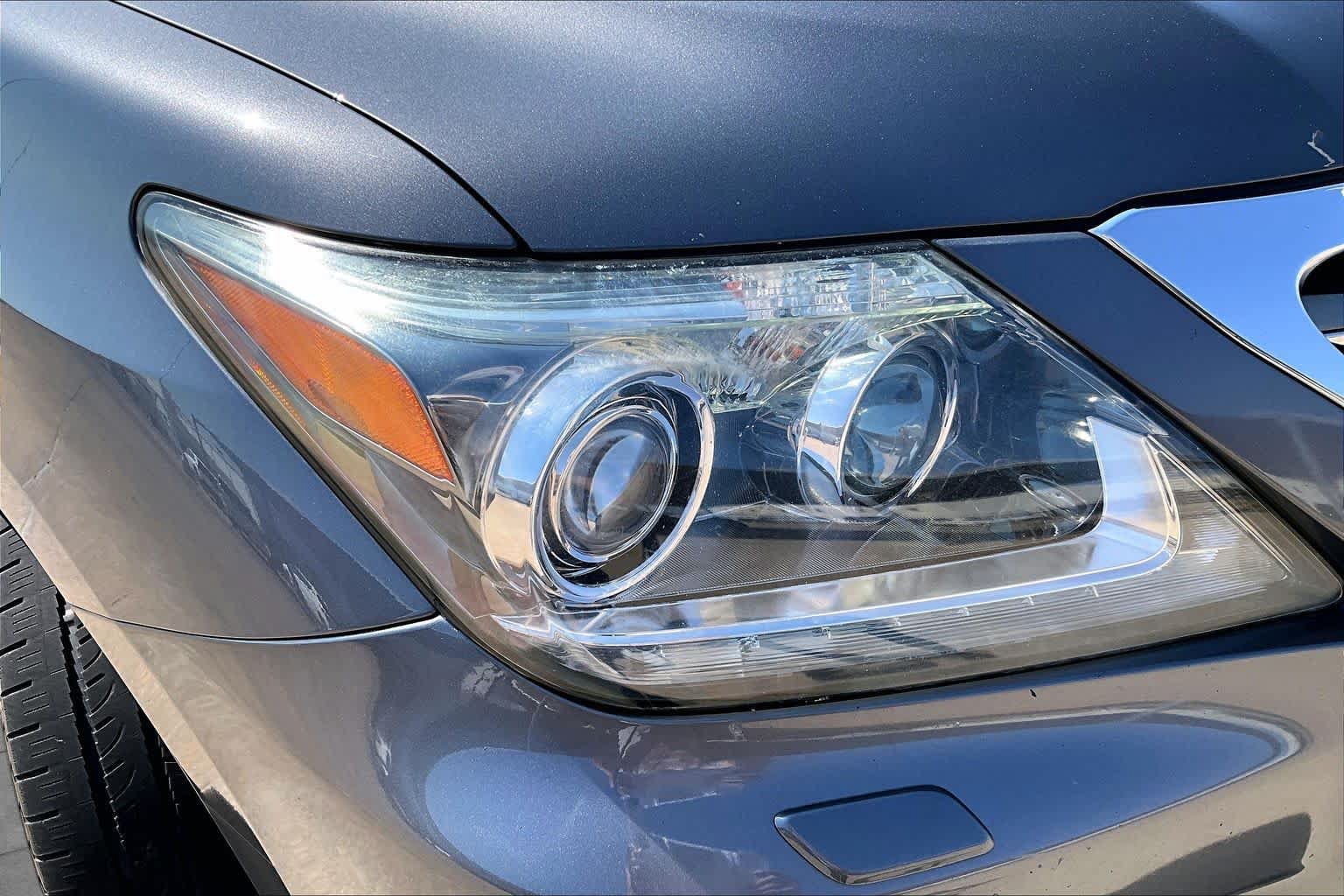 Used 2014 Lexus LX 570 4WD image 28