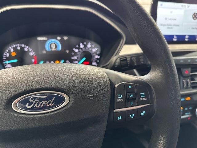 Used 2020 Ford Escape SE image 15