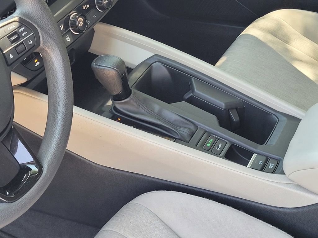 Used 2023 Honda Accord EX image 19