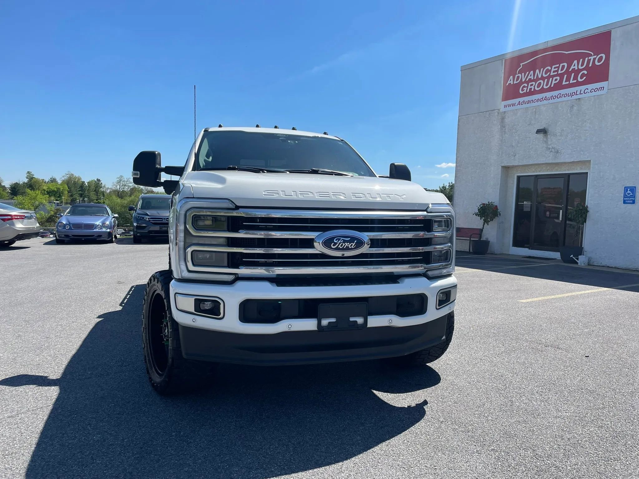 Used 2024 Ford F350 Limited w/ FX4 Off-Road Package AWD/4WD image 5