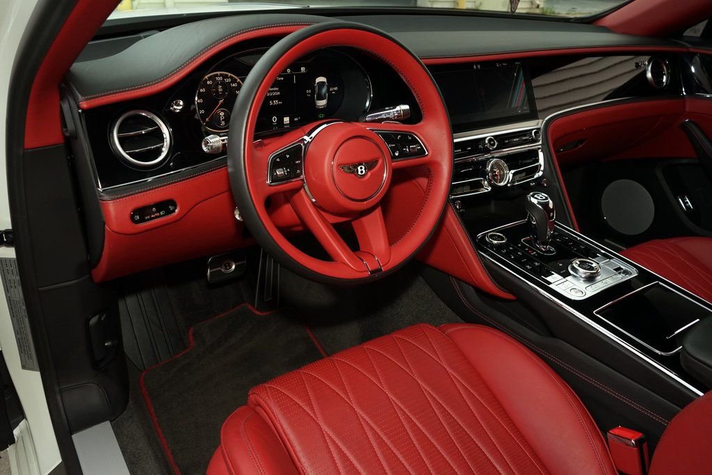 Used 2021 Bentley Flying Spur V8 image 8
