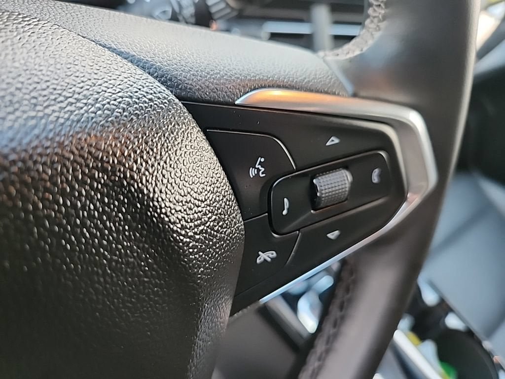 Certified 2025 Chevrolet Trax ACTIV w/ Driver Confidence Package FWD image 11