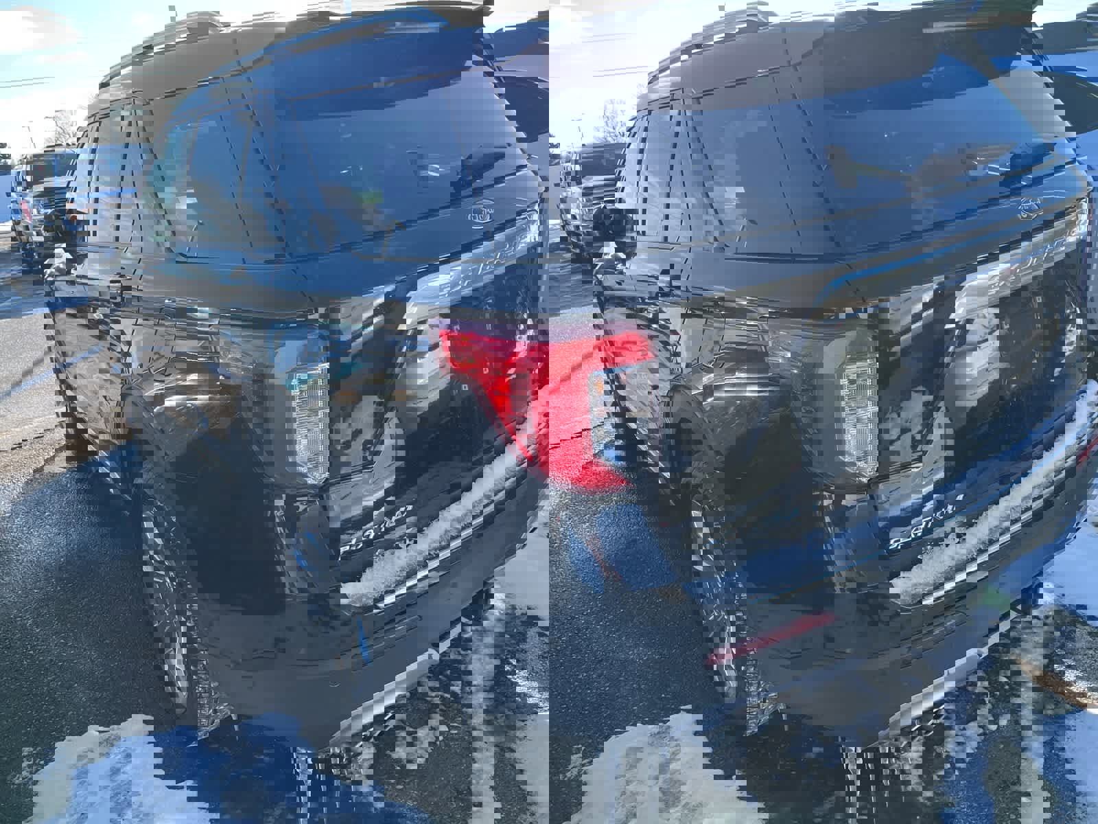 Used 2020 Ford Explorer Platinum w/ Premium Technology Package image 9