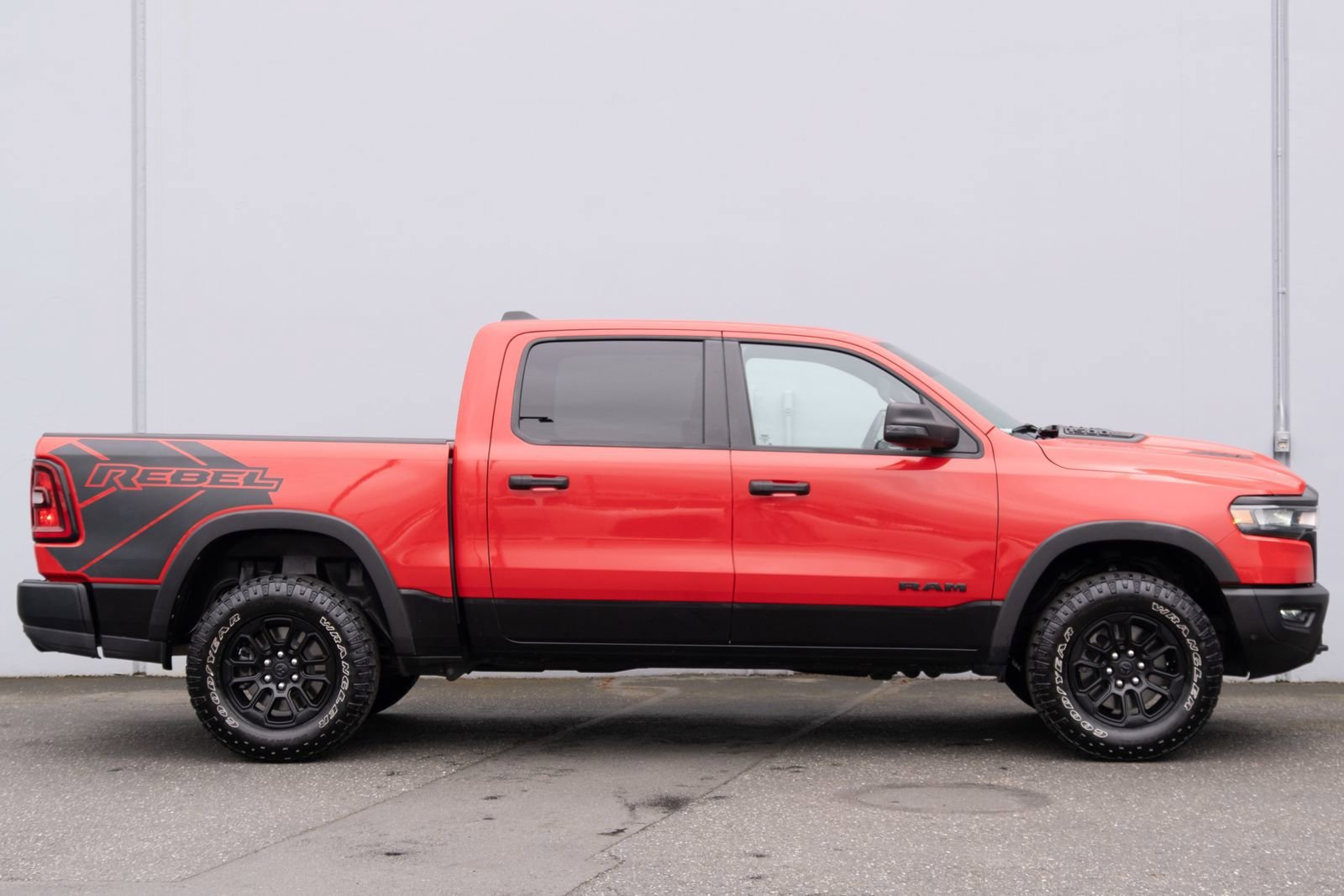 Used 2025 RAM 1500 Rebel w/ Rebel Level 1 Equipment Group AWD/4WD image 29