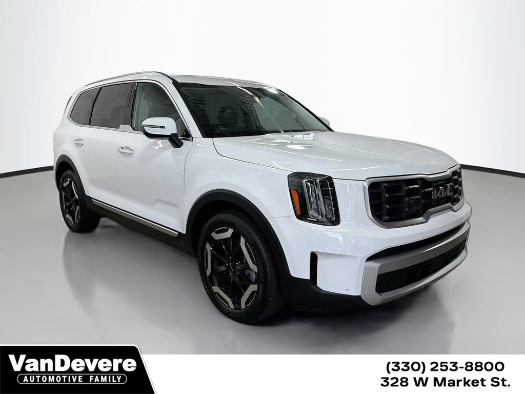 Used 2024 Kia Telluride S w/ S Sunroof Package