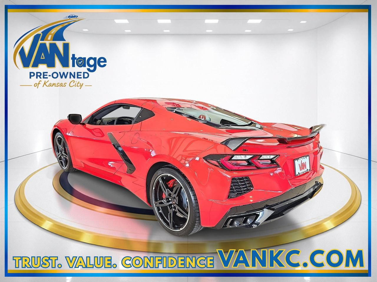 Used 2024 Chevrolet Corvette Stingray Preferred Cpe w/ Z51 Performance Package RWD image 9