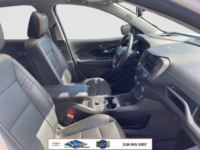 Used 2024 GMC Terrain AT4 w/ Tech Package AWD/4WD image 16