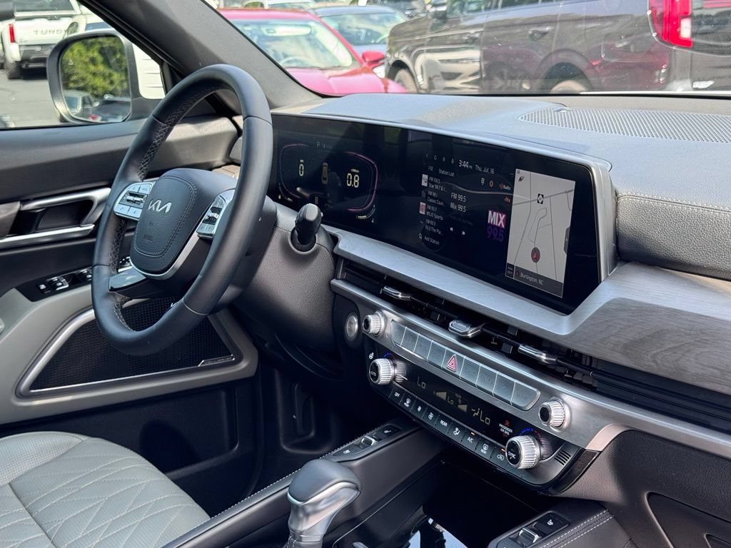 Used 2024 Kia Telluride EX X-Line AWD/4WD image 5