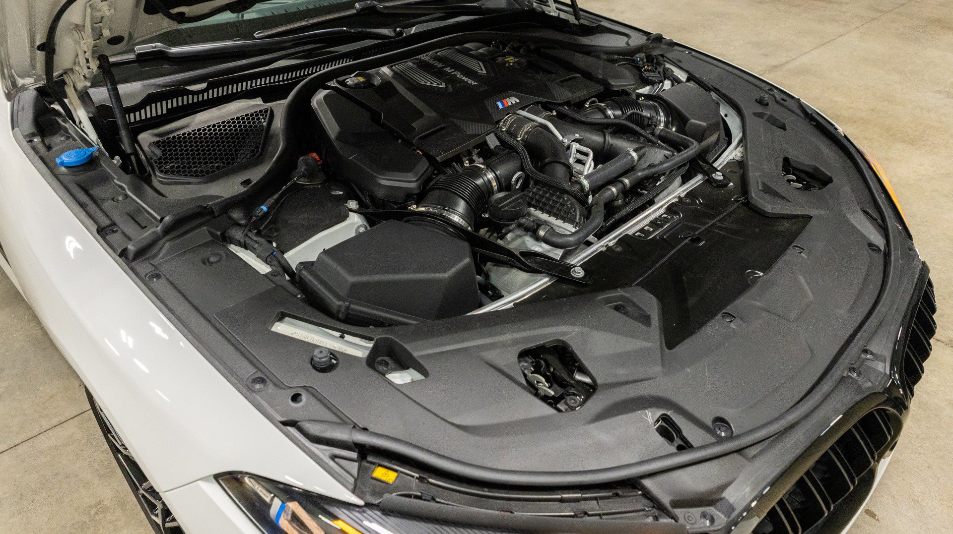 Used 2023 BMW M8 Competition image 76