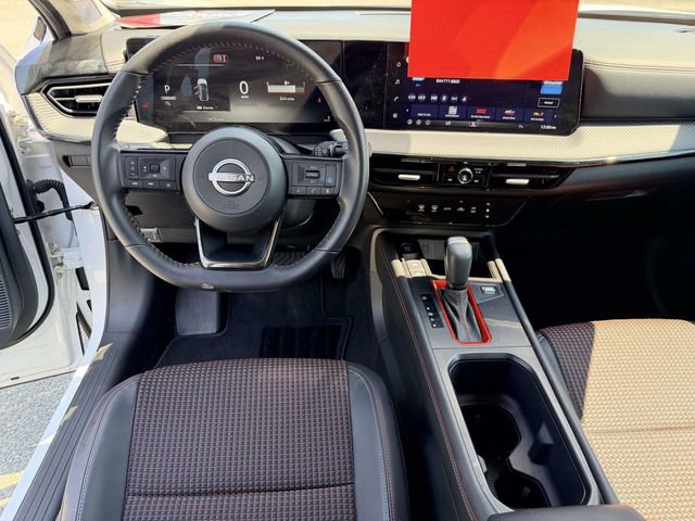 Certified 2026 Nissan Kicks SR FWD image 17