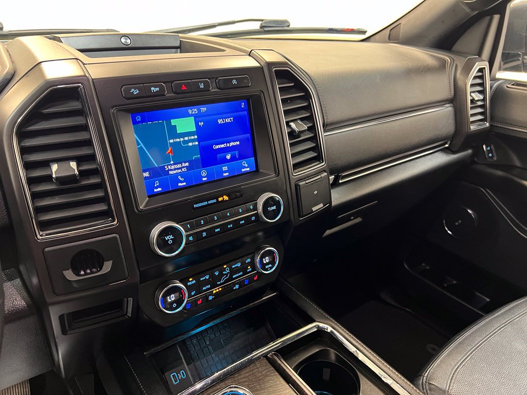 Used 2020 Ford Expedition Max Limited w/ Equipment Group 301A AWD/4WD image 23