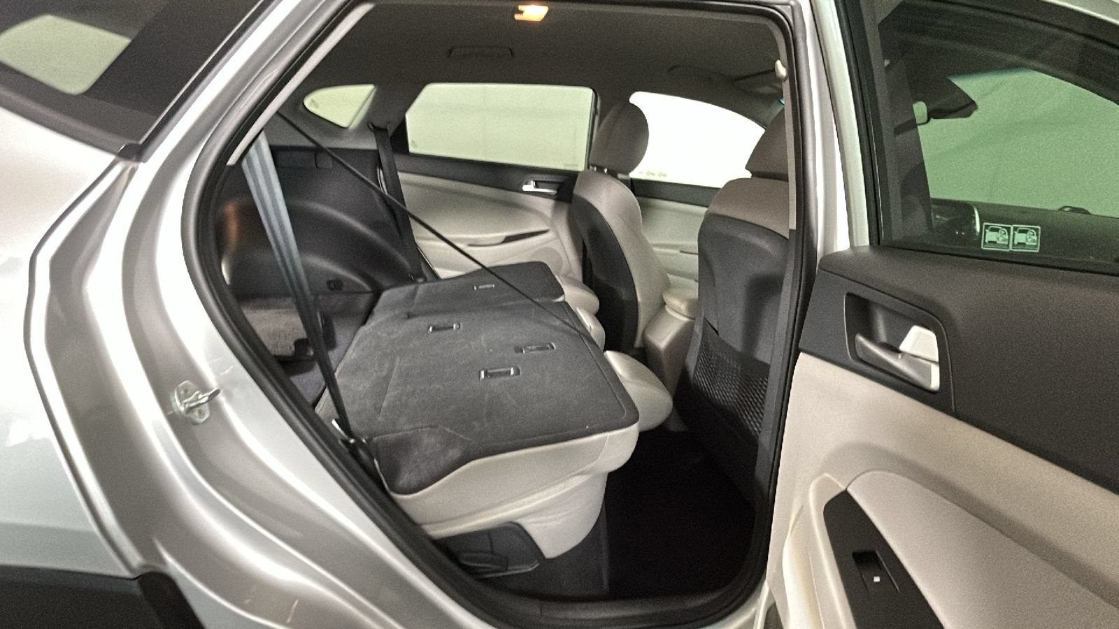 Used 2021 Hyundai Tucson SE FWD image 34
