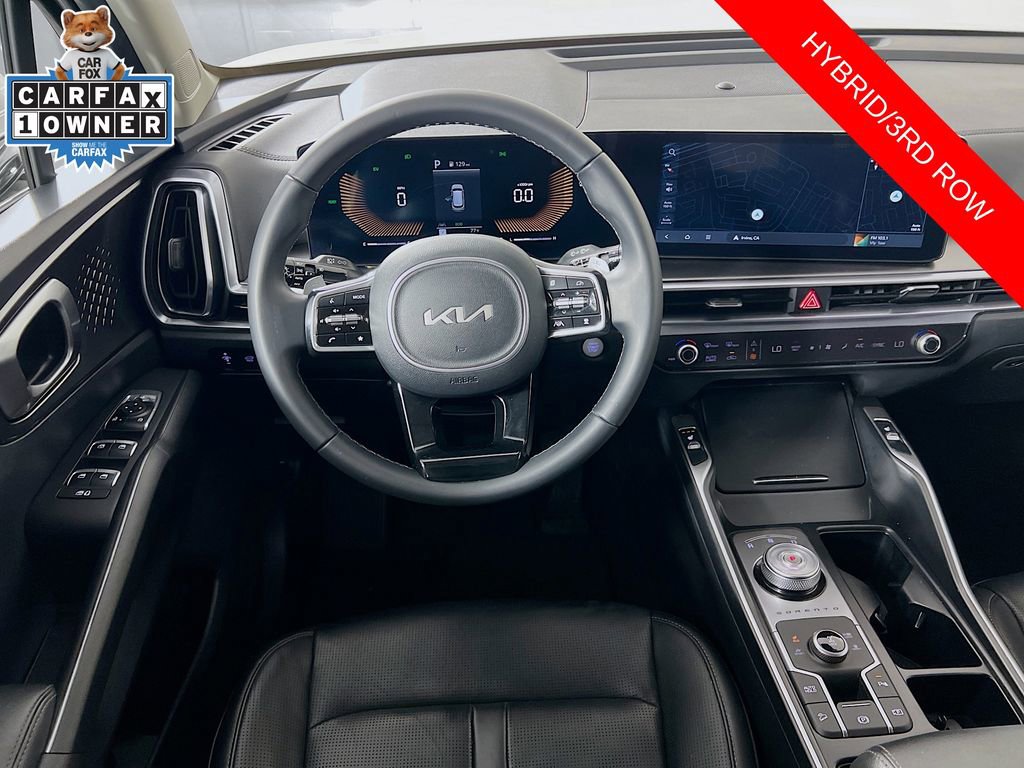 Certified 2025 Kia Sorento EX image 23