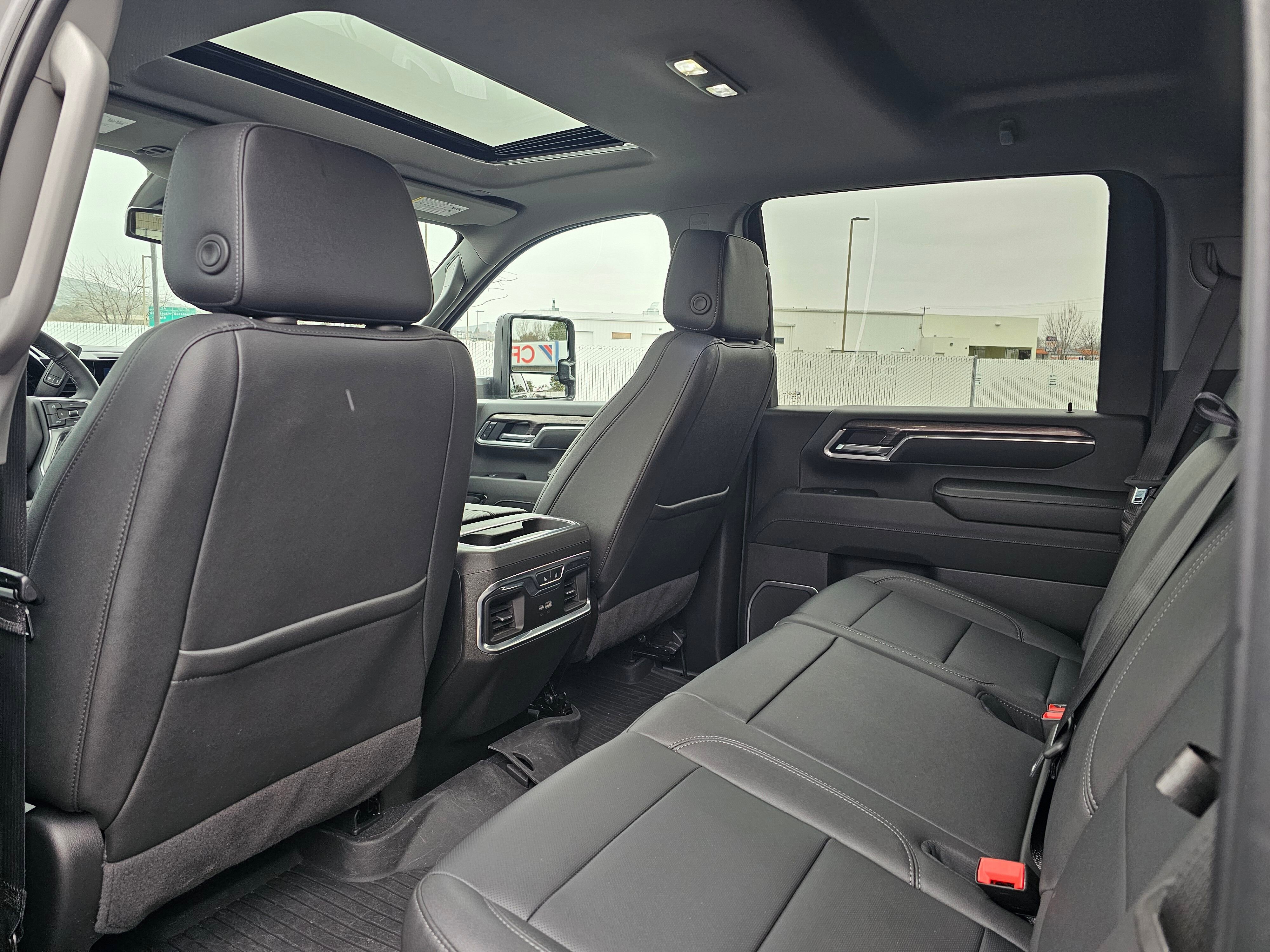 Used 2025 Chevrolet Silverado 3500 LTZ image 12