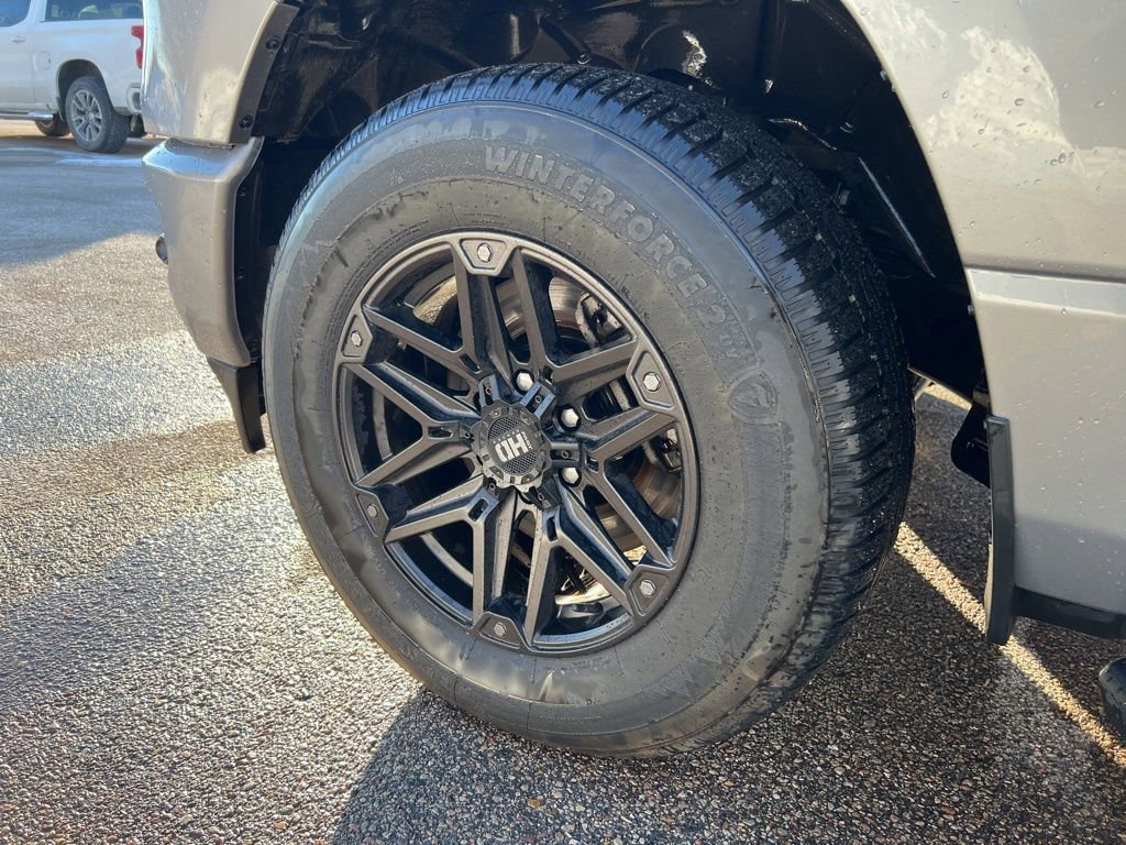 Used 2021 RAM 1500 Sport w/ Night Edition image 11