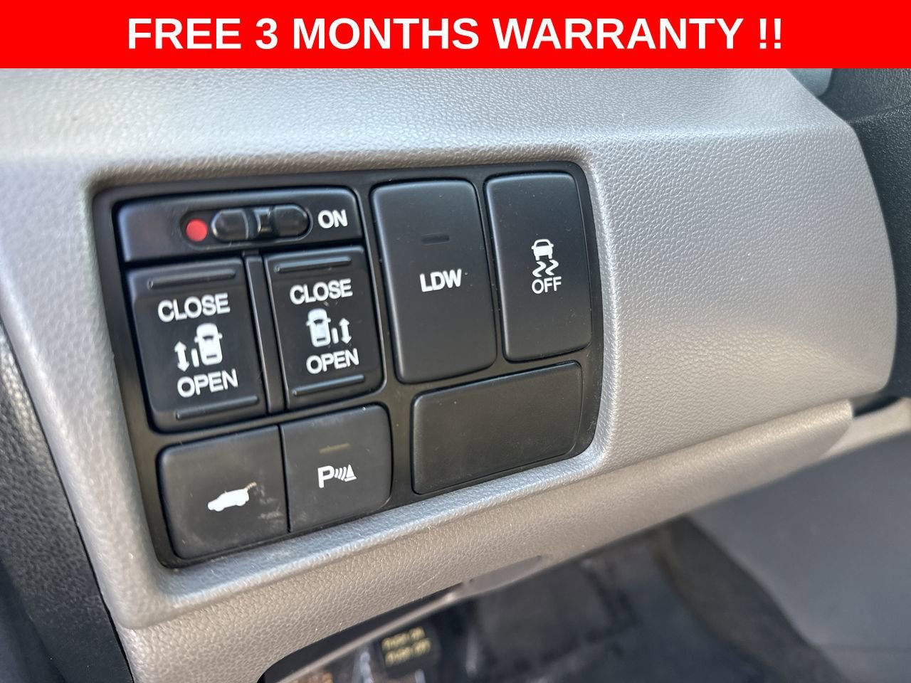 Used 2014 Honda Odyssey Touring Elite image 28