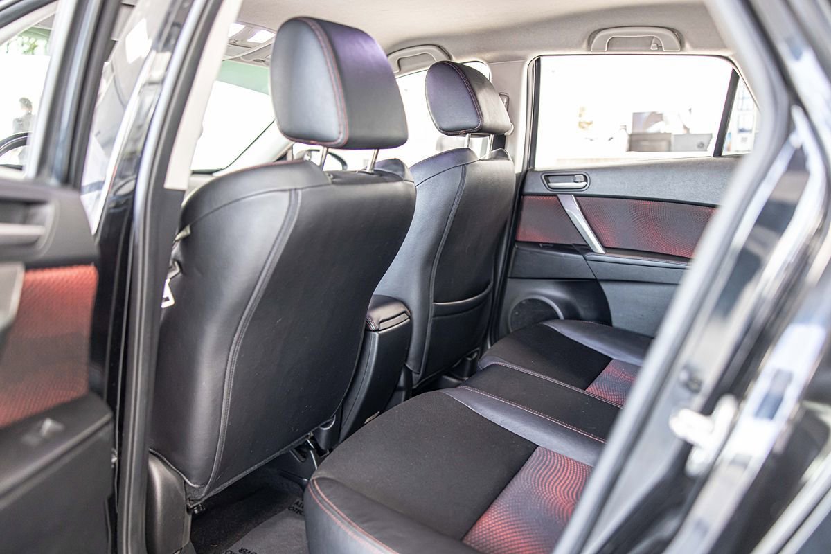 Used 2013 MAZDA MAZDA3 Touring FWD image 31