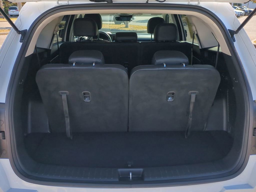 Used 2021 Kia Sorento S image 12