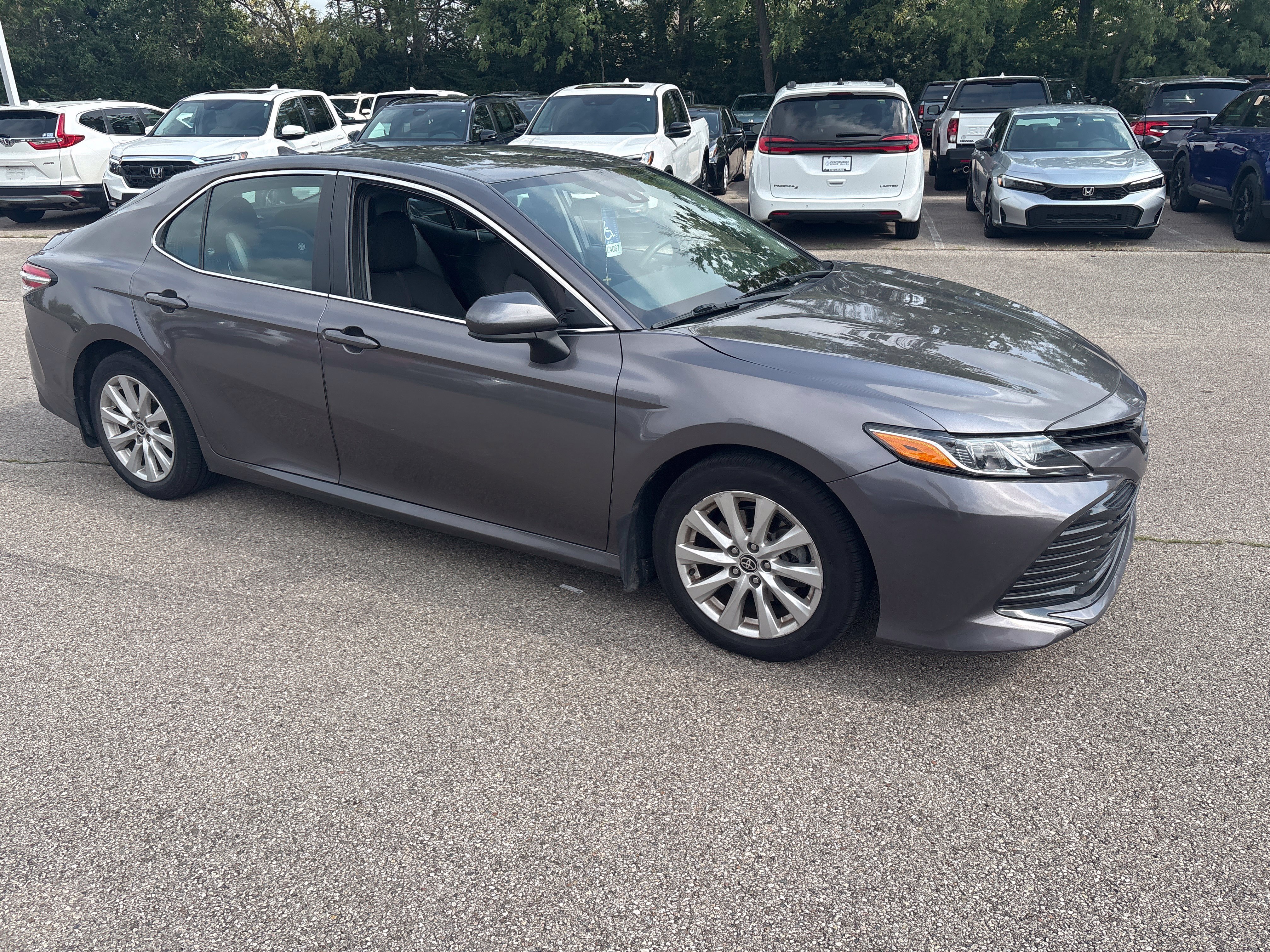 Used 2020 Toyota Camry LE FWD image 20