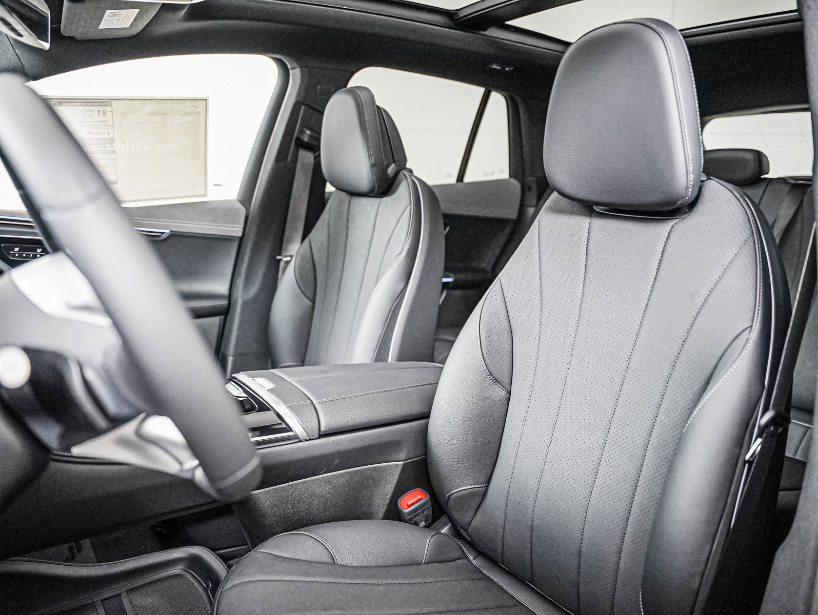 New 2026 Mercedes-Benz EQE 320 4MATIC SUV image 7