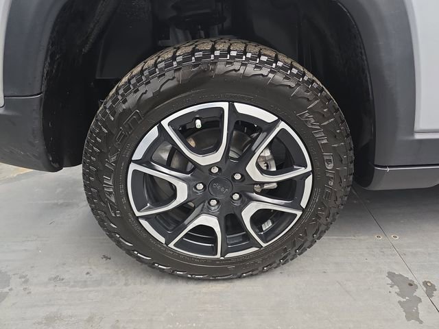 Used 2024 Jeep Compass Trailhawk AWD/4WD image 20