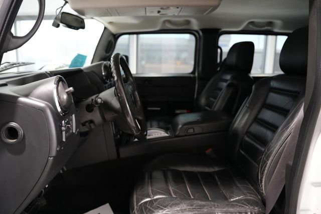 Used 2005 HUMMER H2 w/ Preferred Equipment Group AWD/4WD image 12