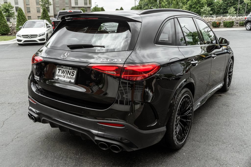 Used 2025 Mercedes-Benz GLC 43 AMG 4MATIC image 37