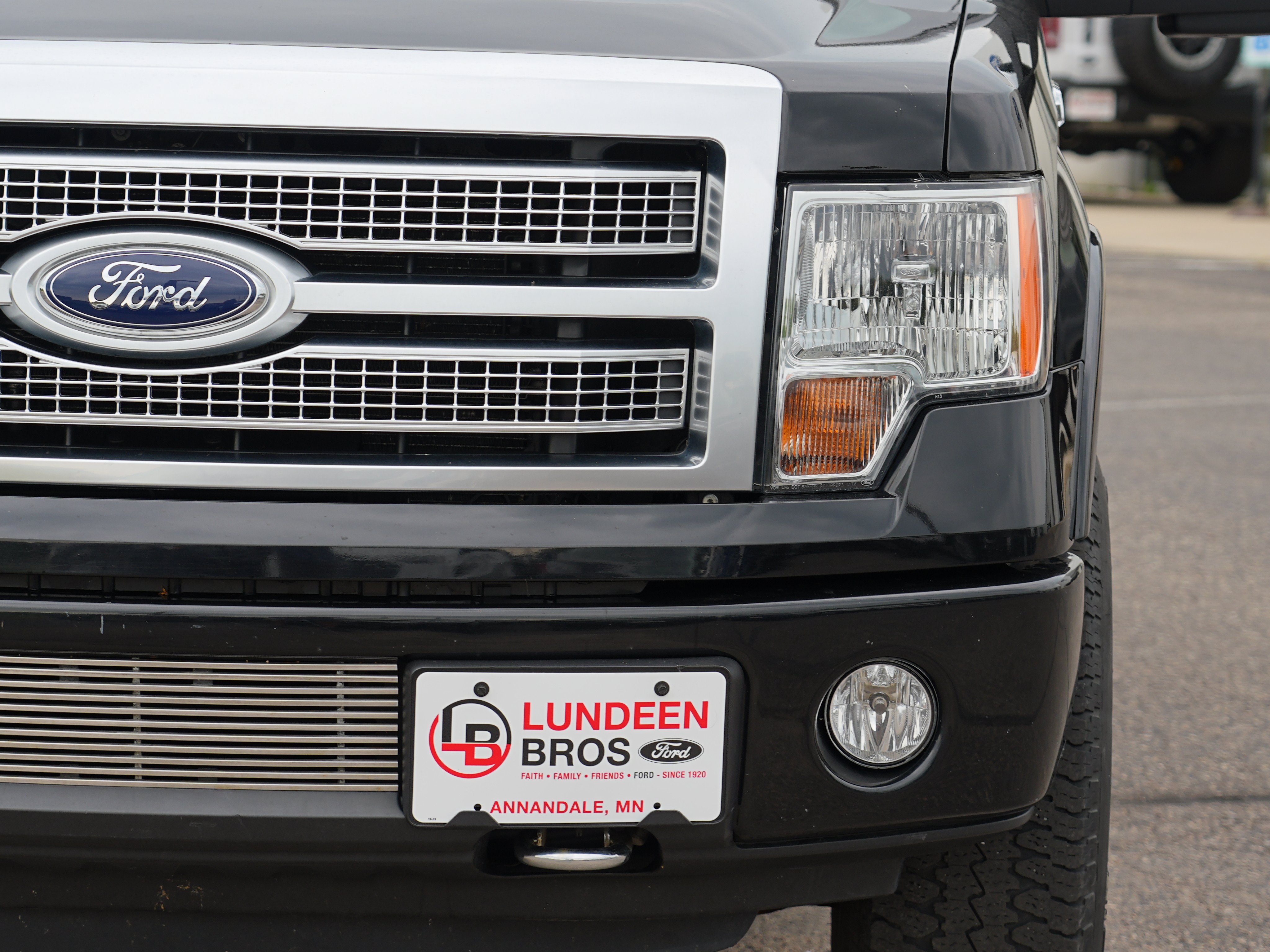 Used 2011 Ford F150 Platinum AWD/4WD image 11