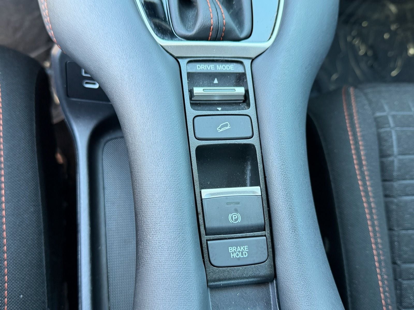 Used 2025 Honda HR-V Sport image 31