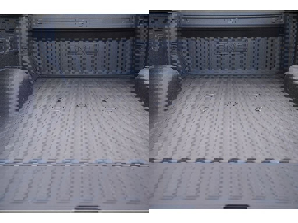 Used 2025 GMC Sierra 3500 AT4 w/ AT4 Premium Plus Package image 13