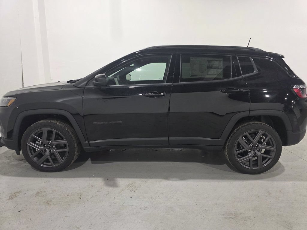 New 2026 Jeep Compass Latitude AWD/4WD image 14