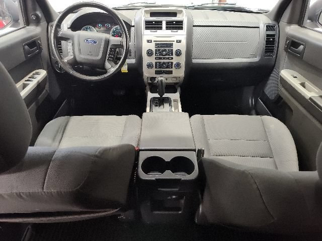 Used 2011 Ford Escape XLT w/ 202A Rapid Spec Order Code AWD/4WD image 18