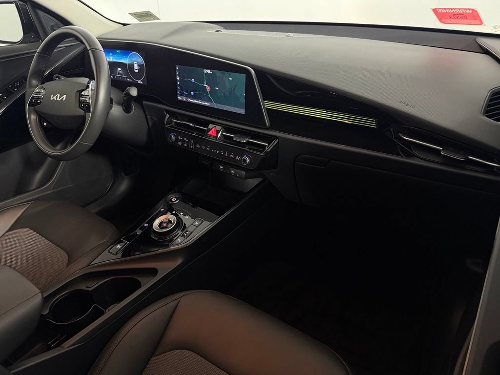 Used 2024 Kia Niro Wind FWD image 14